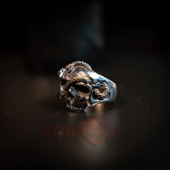 Esteban Skull and Snake Ring Macro