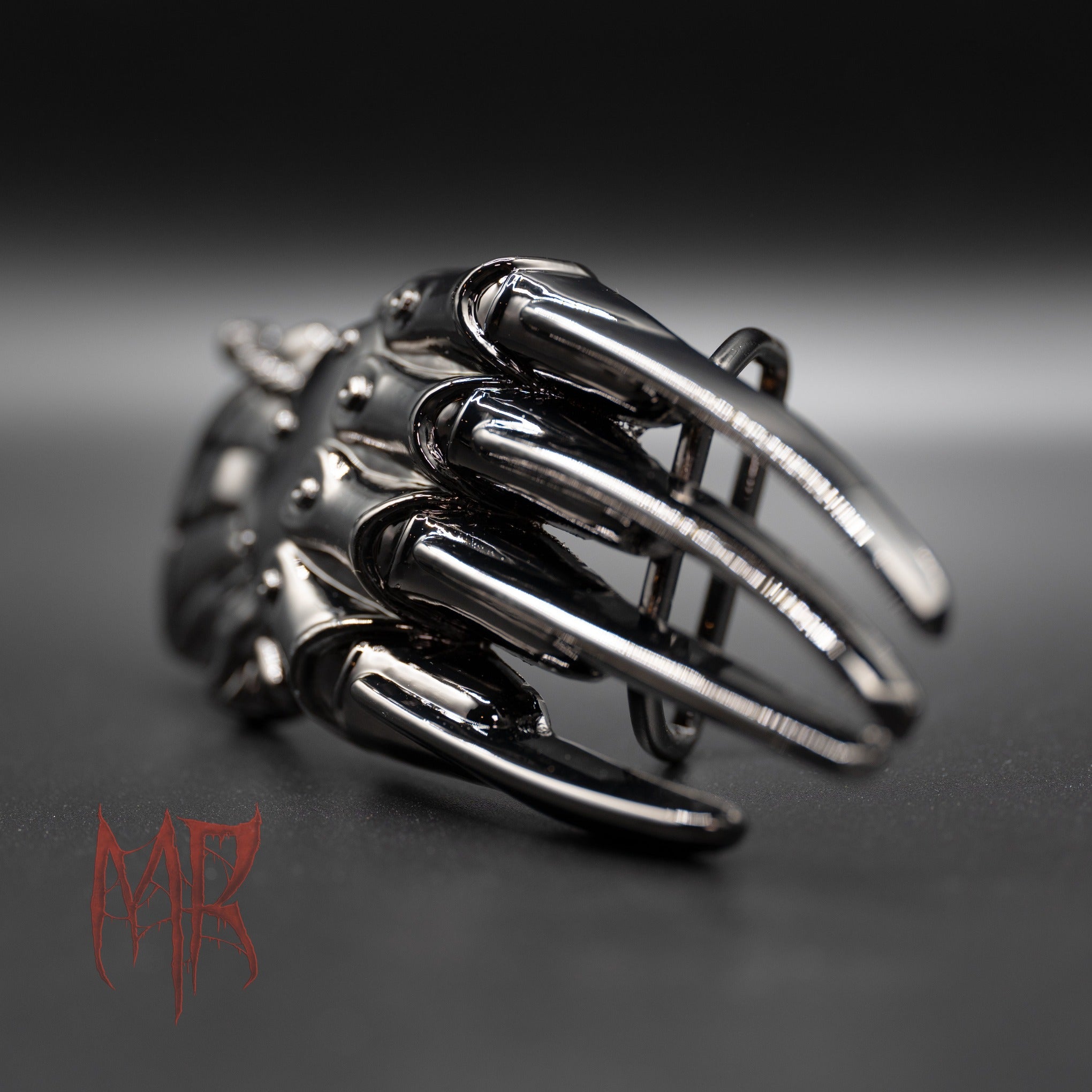 Freddy's Glove Buckle Side
