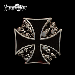 Iron Cross Skulls Belt Buckle Front