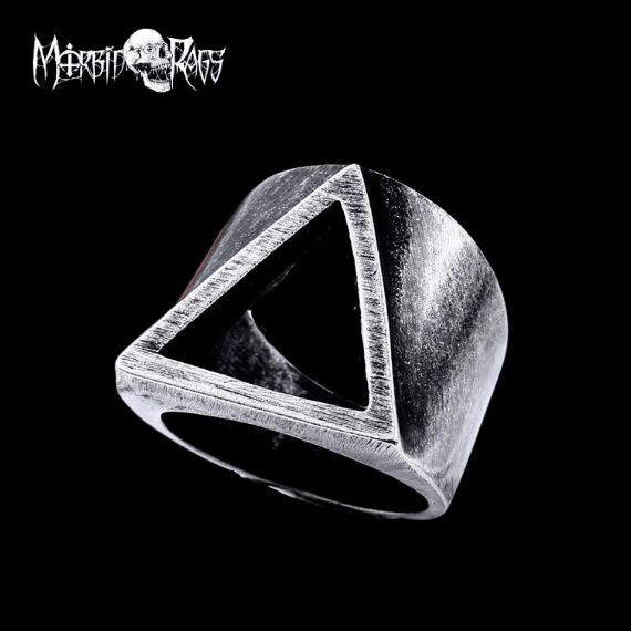 Ivar Triangle Ring - Morbid Rags