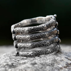 Rainier Spine Ring | Morbid Rags