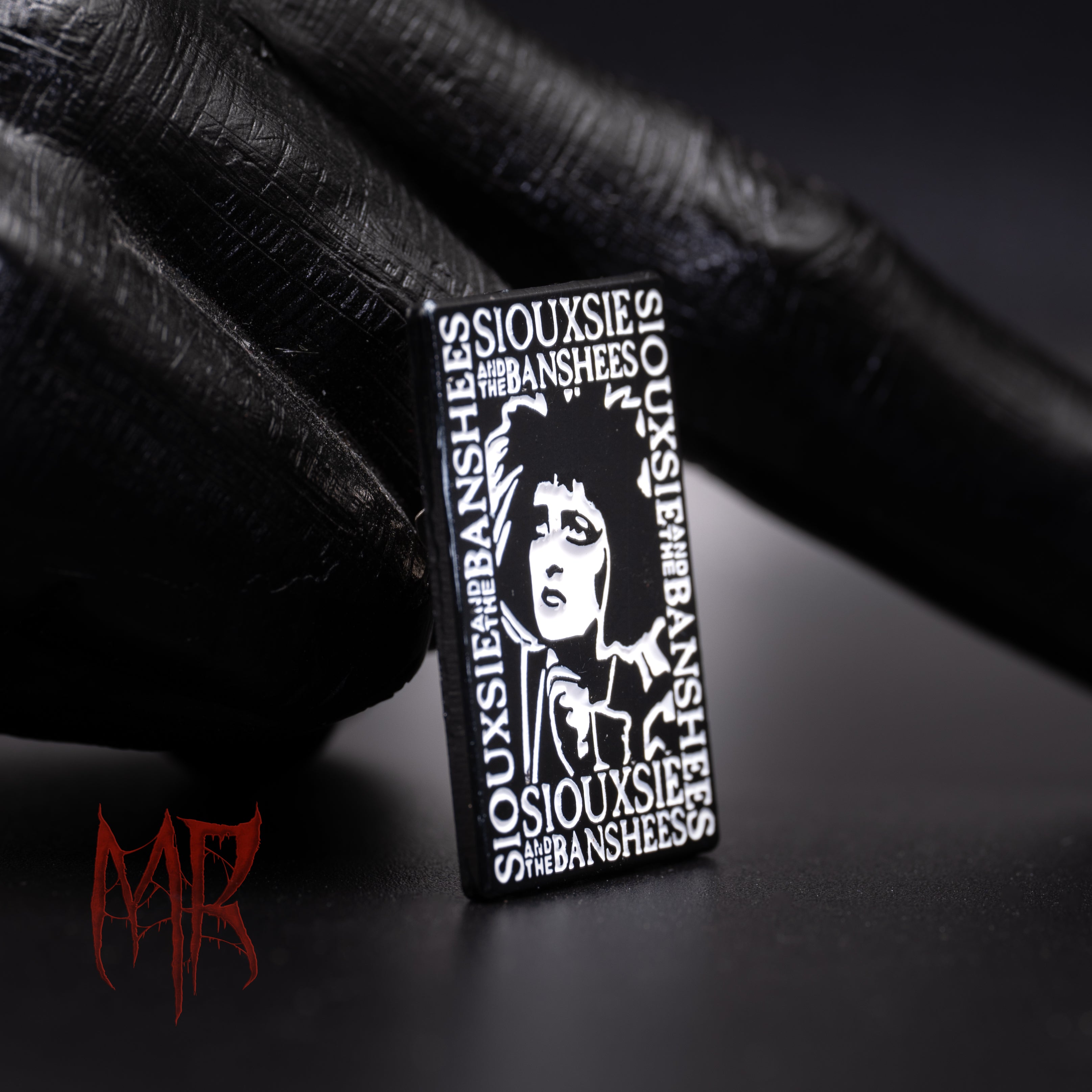 Siouxsie And The Banshees Face Pin Side