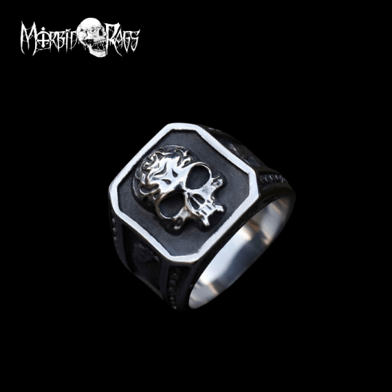 Valerius Skull Ring | Morbid Rags