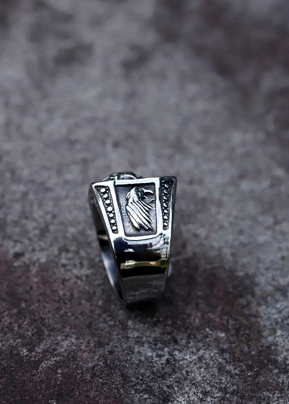 Valerius Skull Ring | Morbid Rags